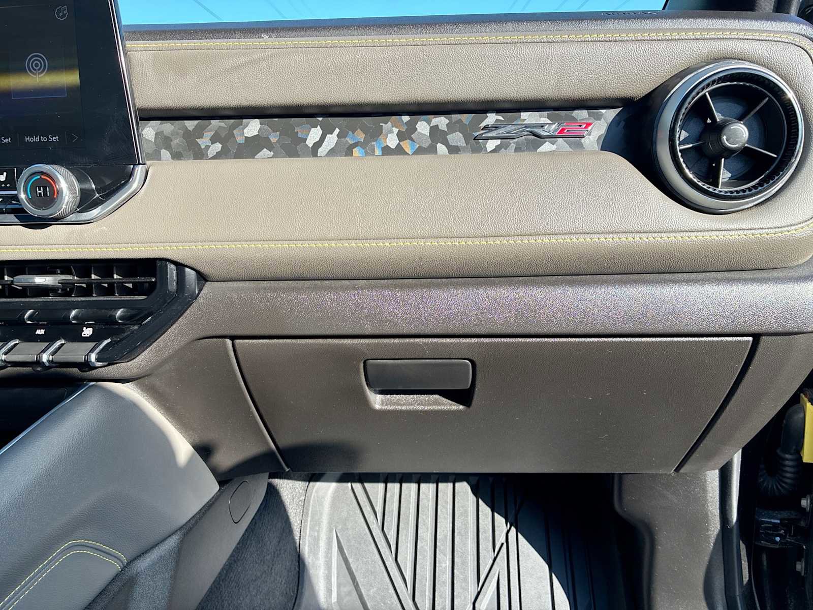 Certified 2025 Chevrolet Colorado ZR2 w/ Midnight Edition image 30