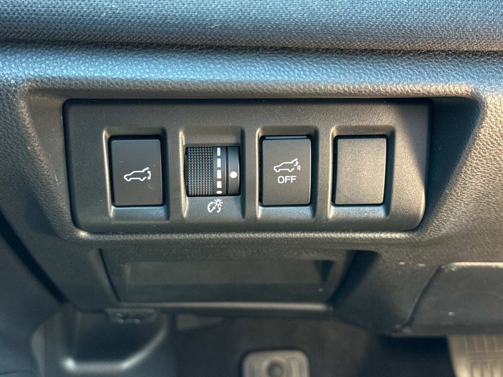 Used 2022 Subaru Outback Premium image 13