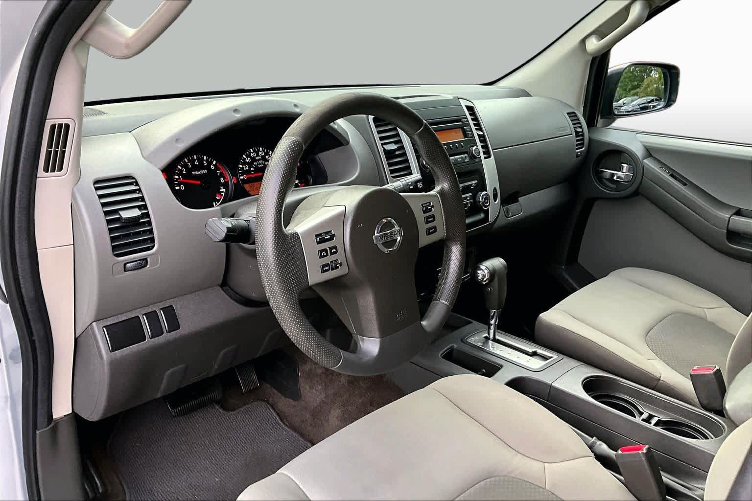Used 2014 Nissan Xterra X RWD image 16