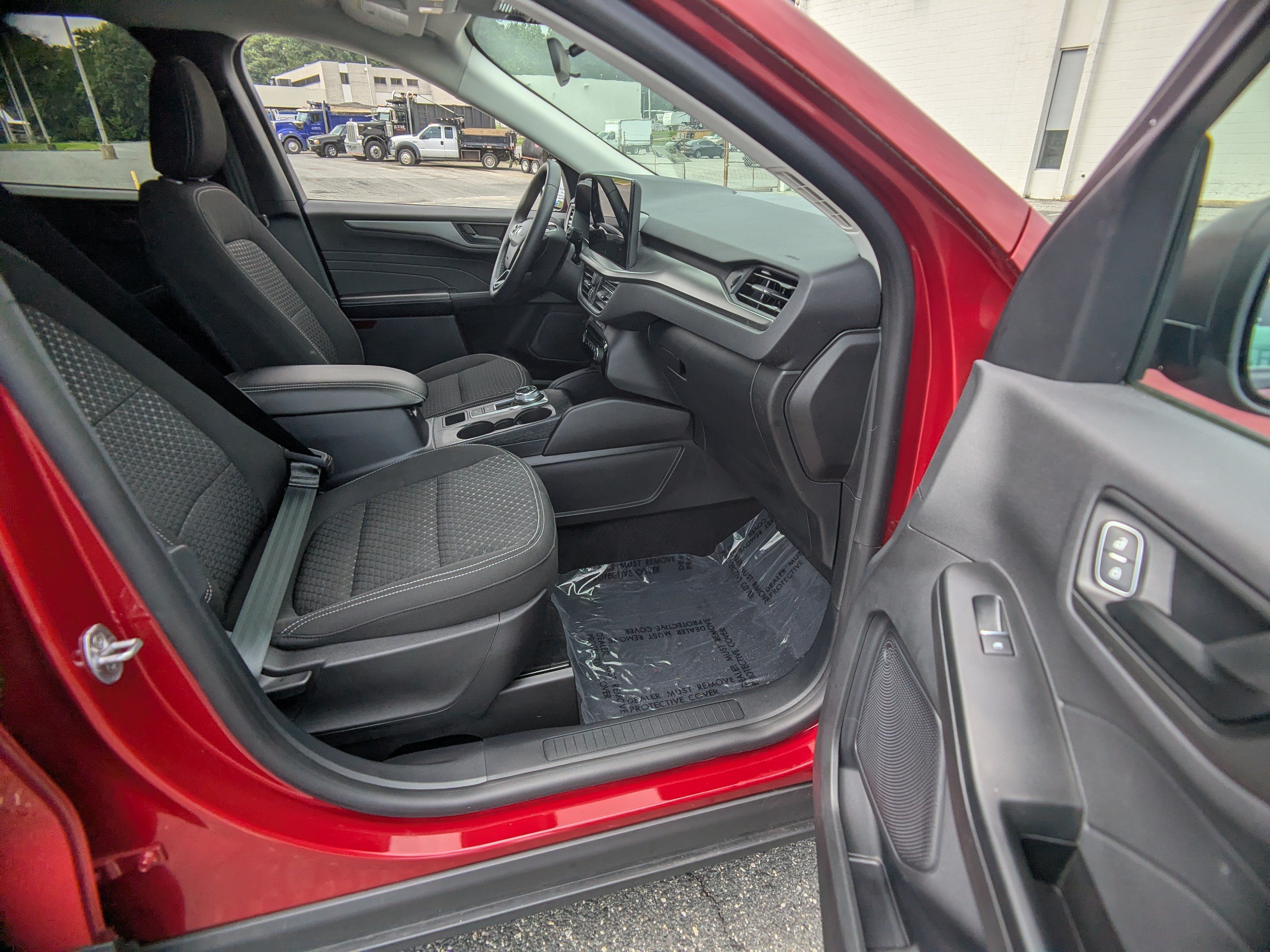 Used 2023 Ford Escape Active w/ Tech Pack #1 AWD/4WD image 12
