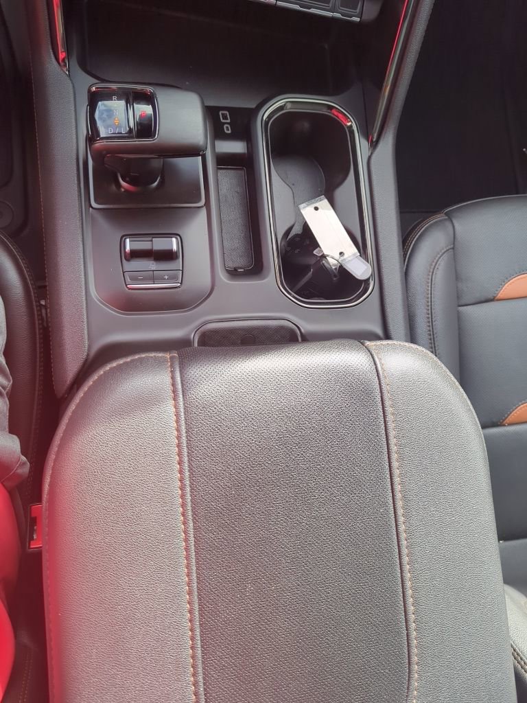 Used 2024 GMC Sierra 1500 AT4 w/ Technology Package image 44