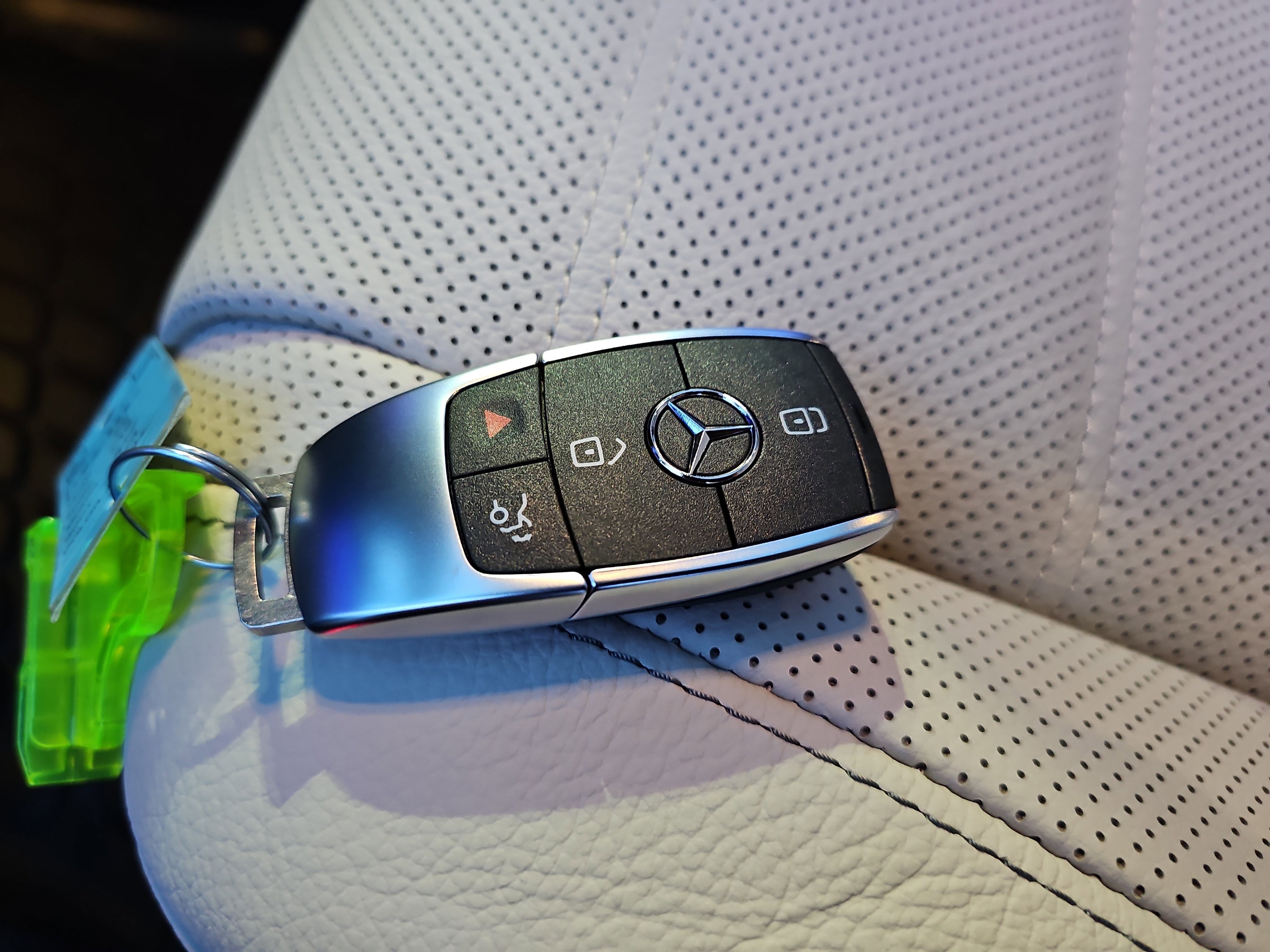 New 2026 Mercedes-Benz GLE 450 4MATIC image 37