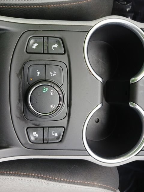 Used 2020 GMC Terrain SLT AWD/4WD image 36