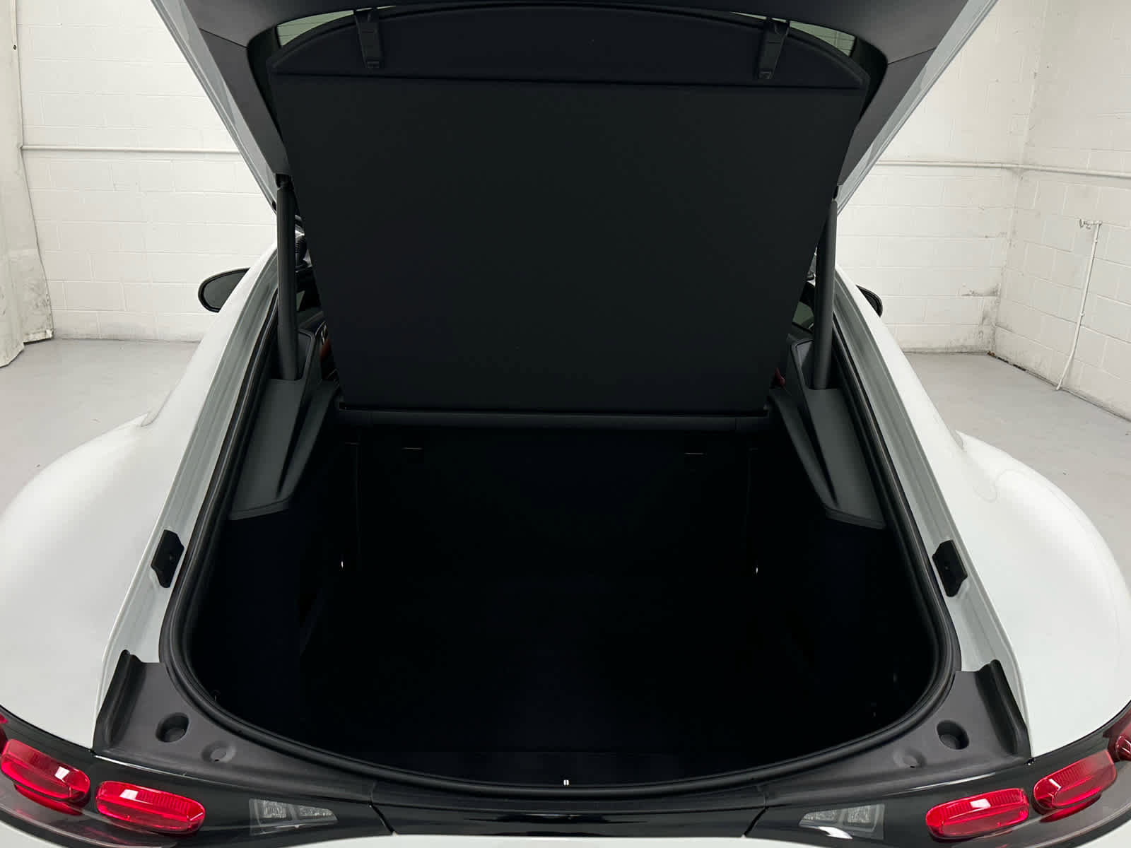 Used 2024 Mercedes-Benz AMG GT 55 image 34