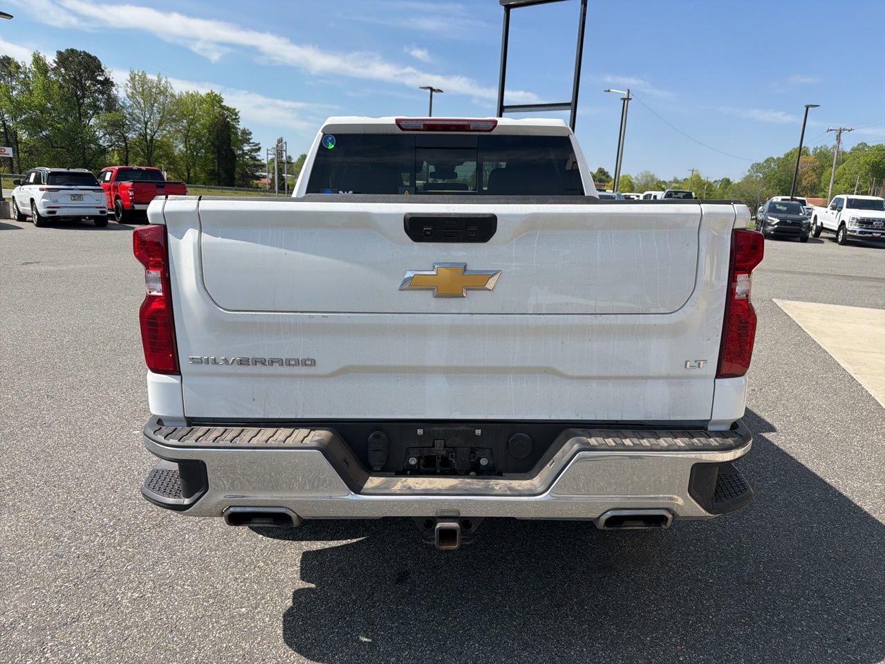 Used 2024 Chevrolet Silverado 1500 LT image 7