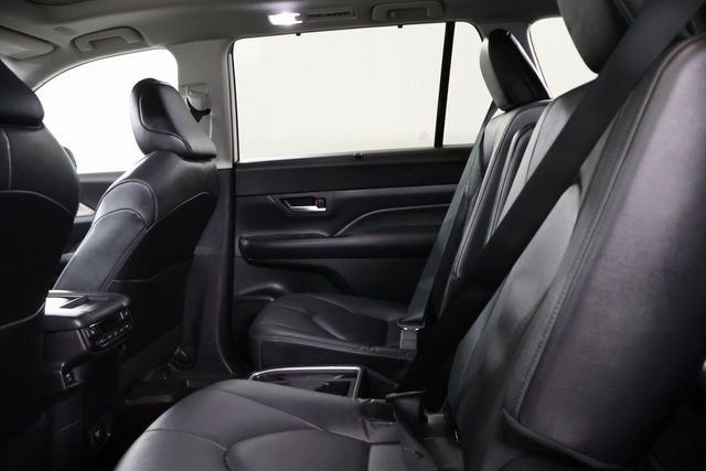 Certified 2024 Toyota Grand Highlander Limited image 29