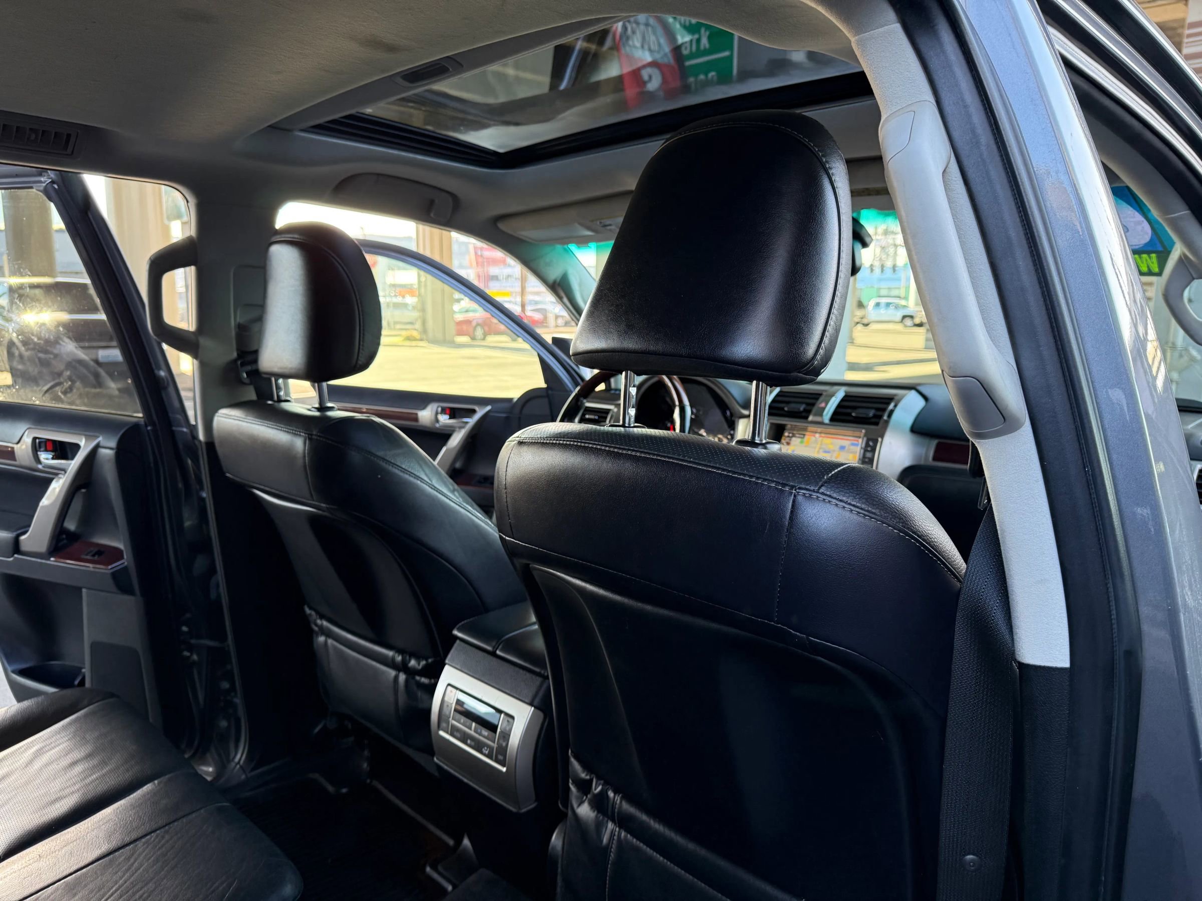 Used 2016 Lexus GX 460 image 23