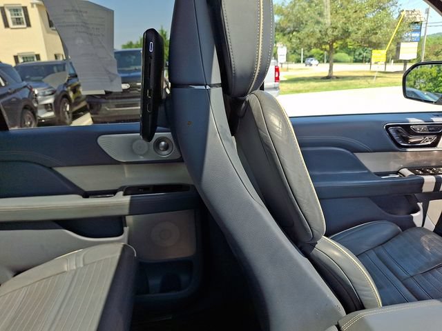 Used 2019 Lincoln Navigator L Black Label AWD/4WD image 18