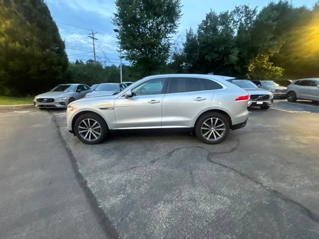 Used 2021 Jaguar F-PACE AWD/4WD image 28