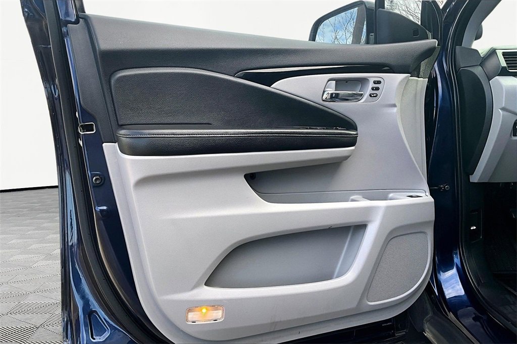 Used 2019 Honda Ridgeline RTL-E image 24