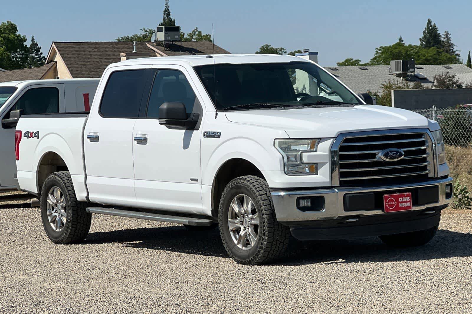 Used 2015 Ford F150 XLT w/ Equipment Group 302A Luxury AWD/4WD image 10