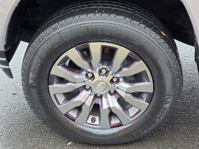 Used 2023 Toyota Tacoma Limited AWD/4WD image 18