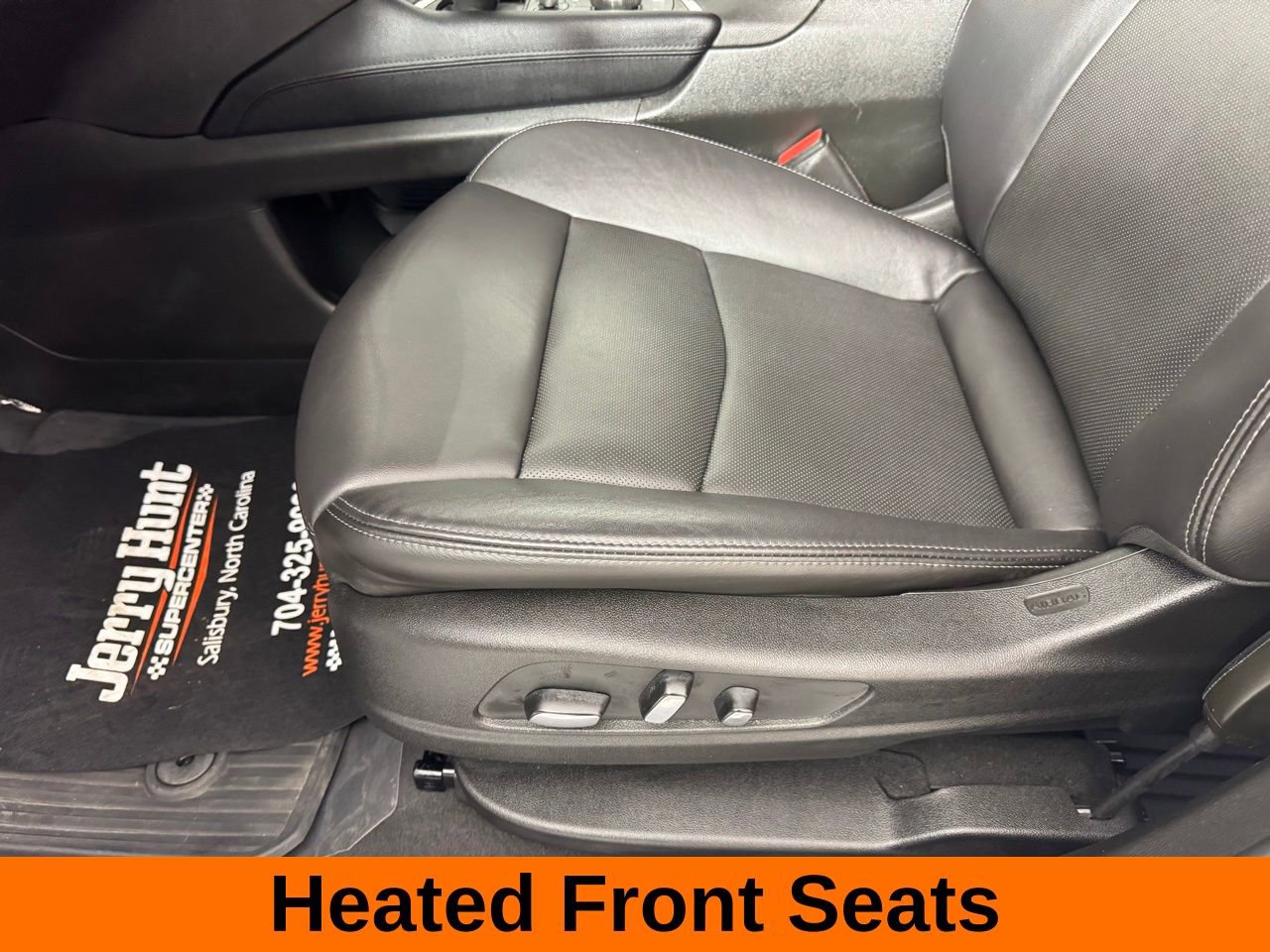 Used 2024 Cadillac XT6 Premium Luxury w/ Technology Package image 13