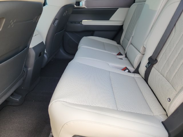 New 2027 Hyundai Santa Fe SEL FWD image 31
