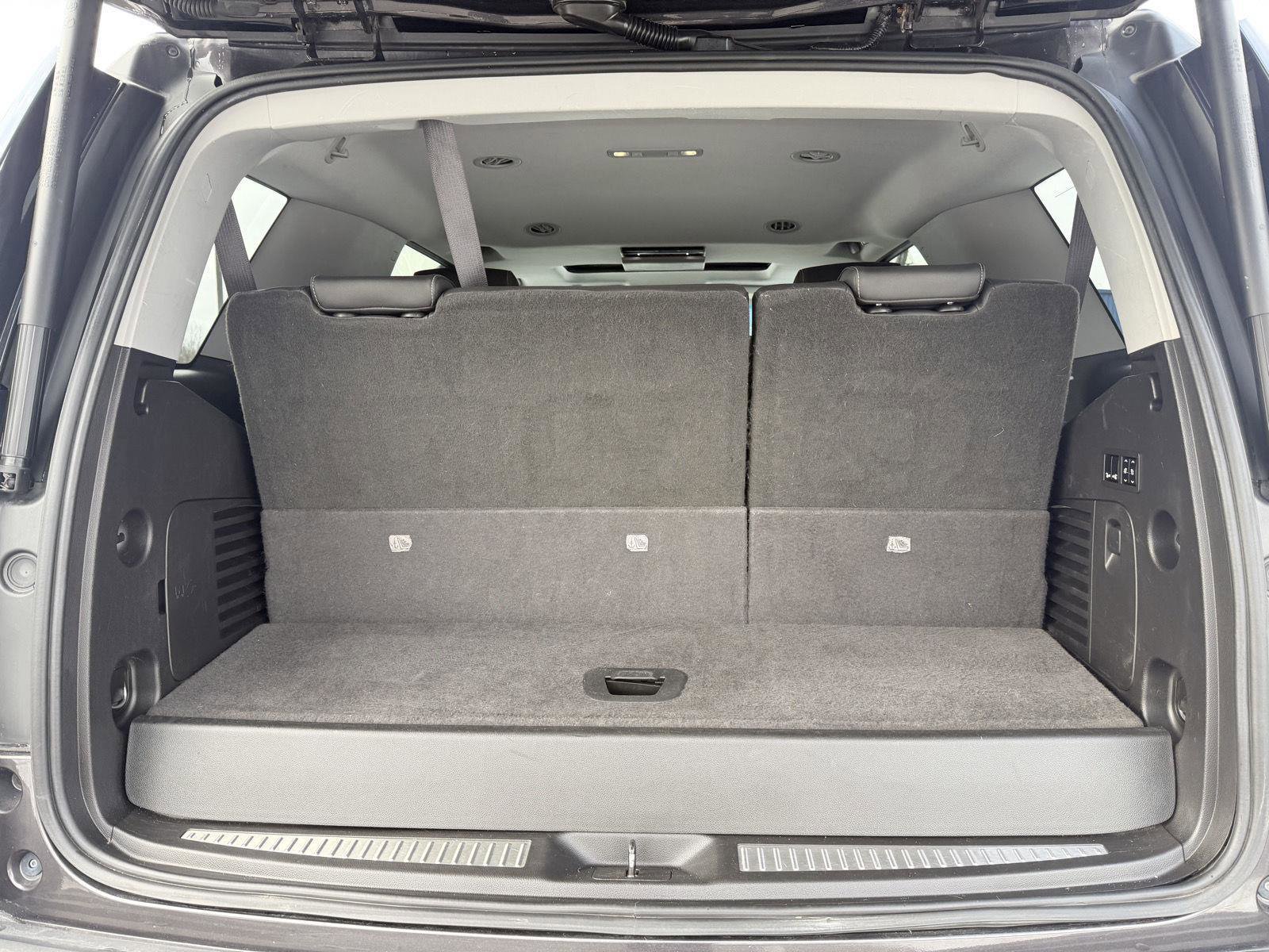 Used 2016 GMC Yukon SLT w/ Open Road Package image 32