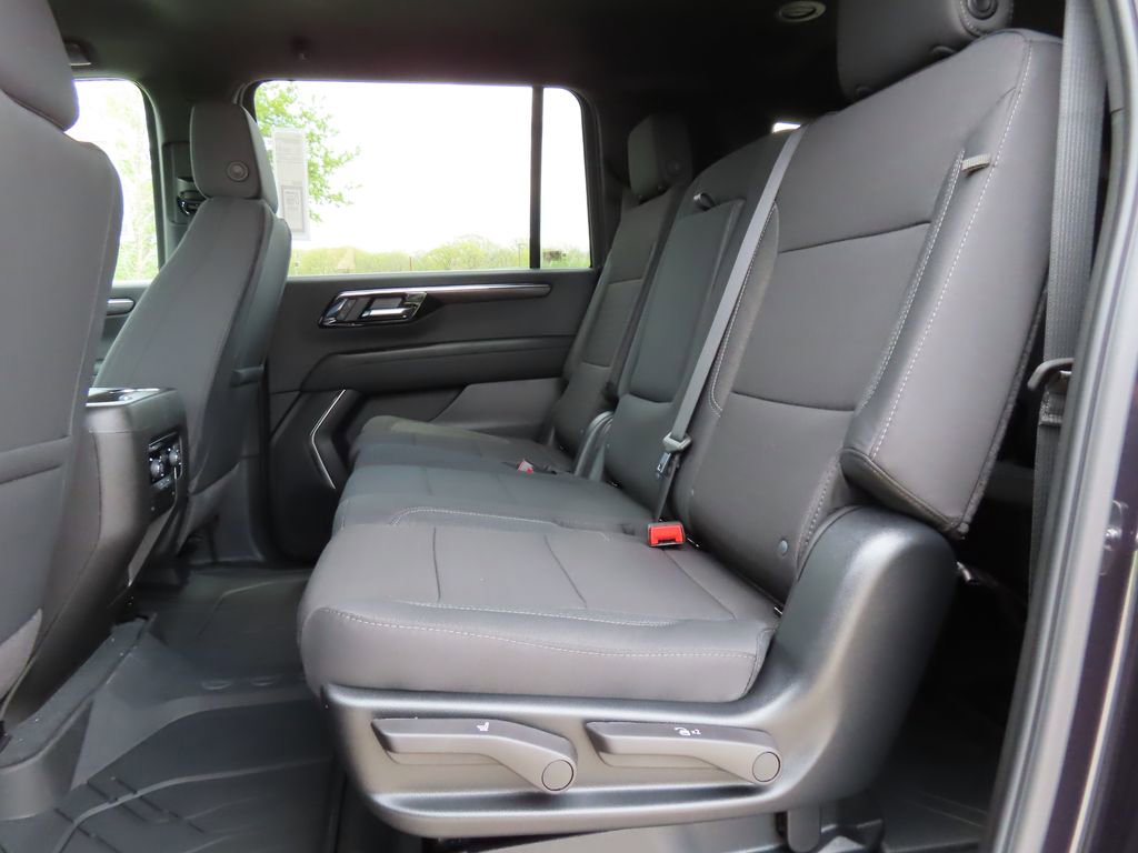 New 2026 Chevrolet Suburban LS AWD/4WD image 24