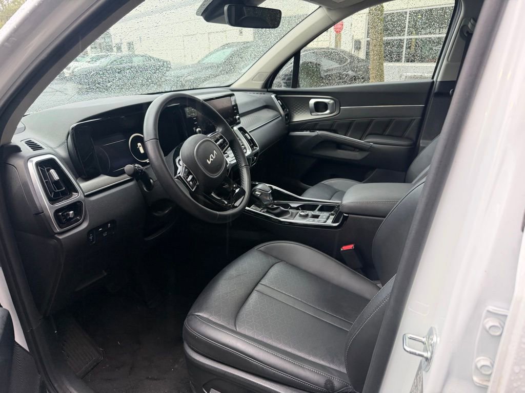 Used 2023 Kia Sorento SX AWD/4WD image 12