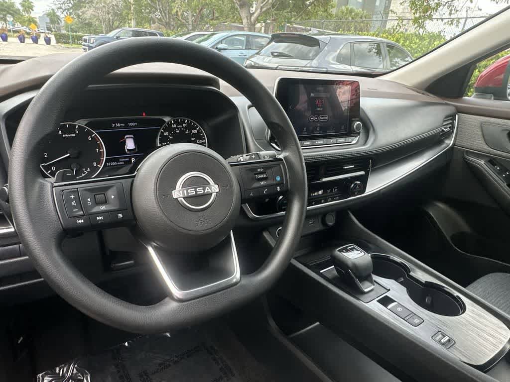 Used 2023 Nissan Rogue SV FWD image 13
