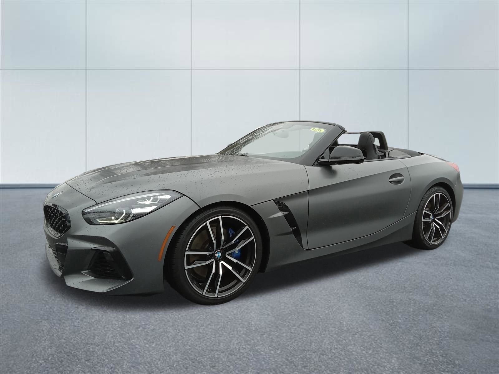 Used 2022 BMW Z4 M40i w/ Driving Assistance Package image 2
