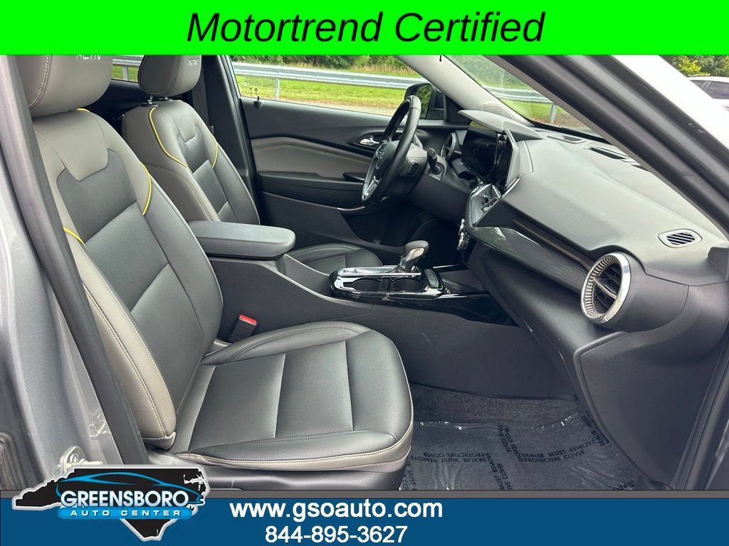 Used 2024 Chevrolet Trax ACTIV w/ Sunroof Package FWD image 17