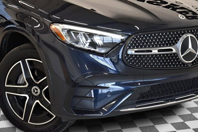 Used 2024 Mercedes-Benz GLC 300 4MATIC image 32
