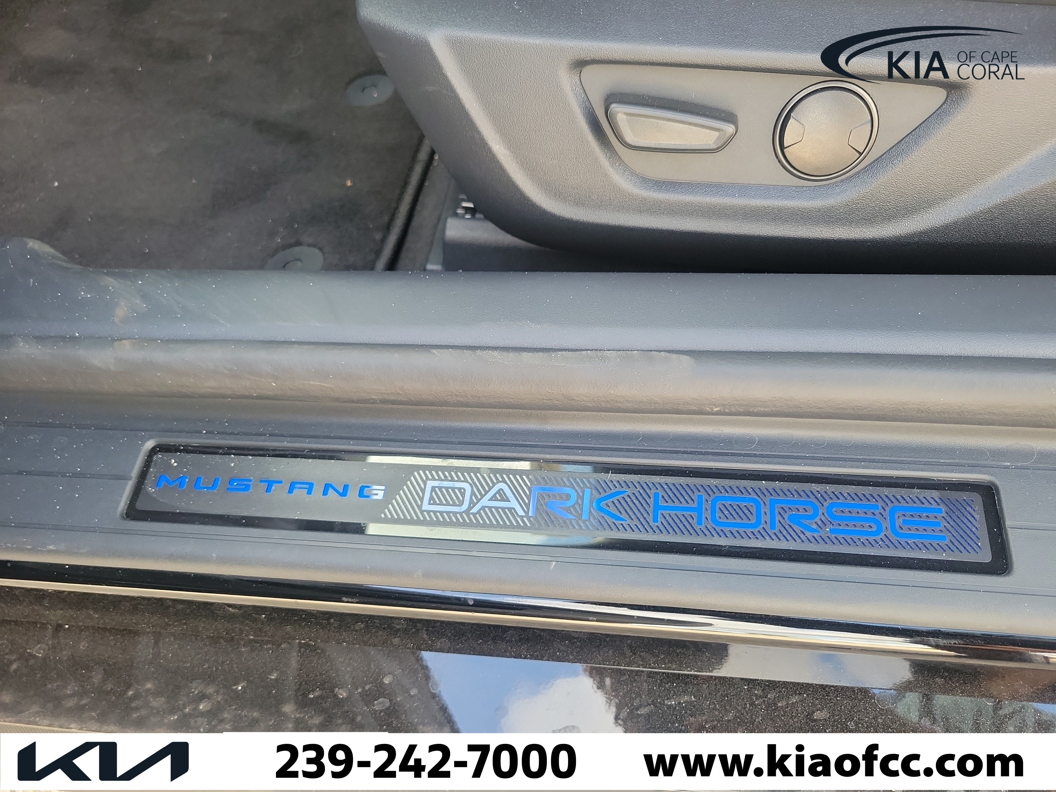 Used 2025 Ford Mustang Dark Horse RWD image 17