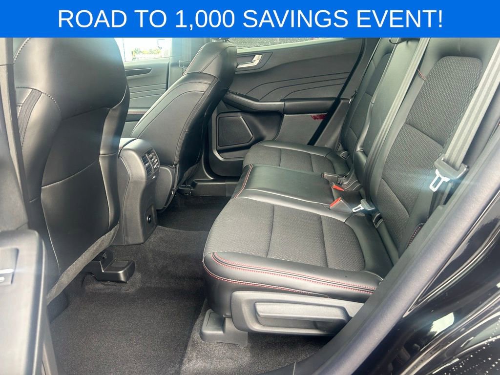 Used 2025 Ford Escape ST-Line Select w/ Tech Pack #1 image 17