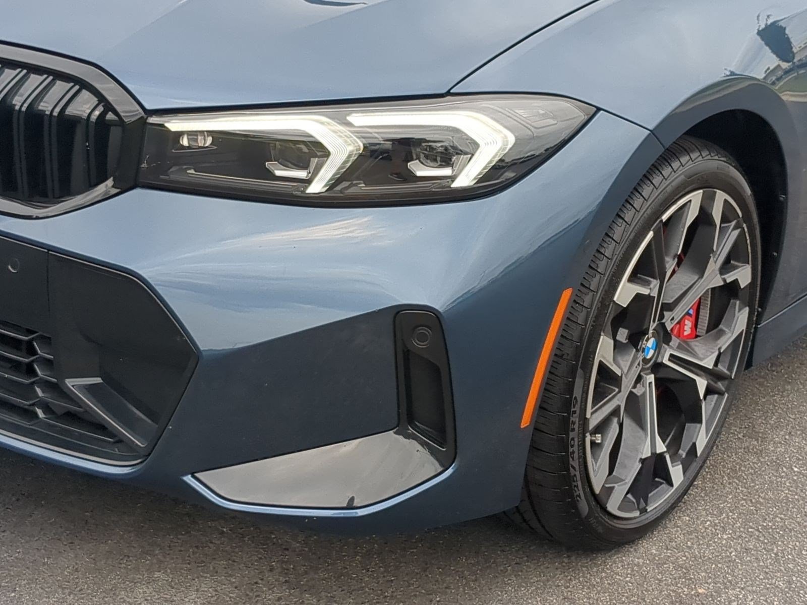 Certified 2026 BMW 330i xDrive Sedan w/ M Sport Package AWD/4WD image 6