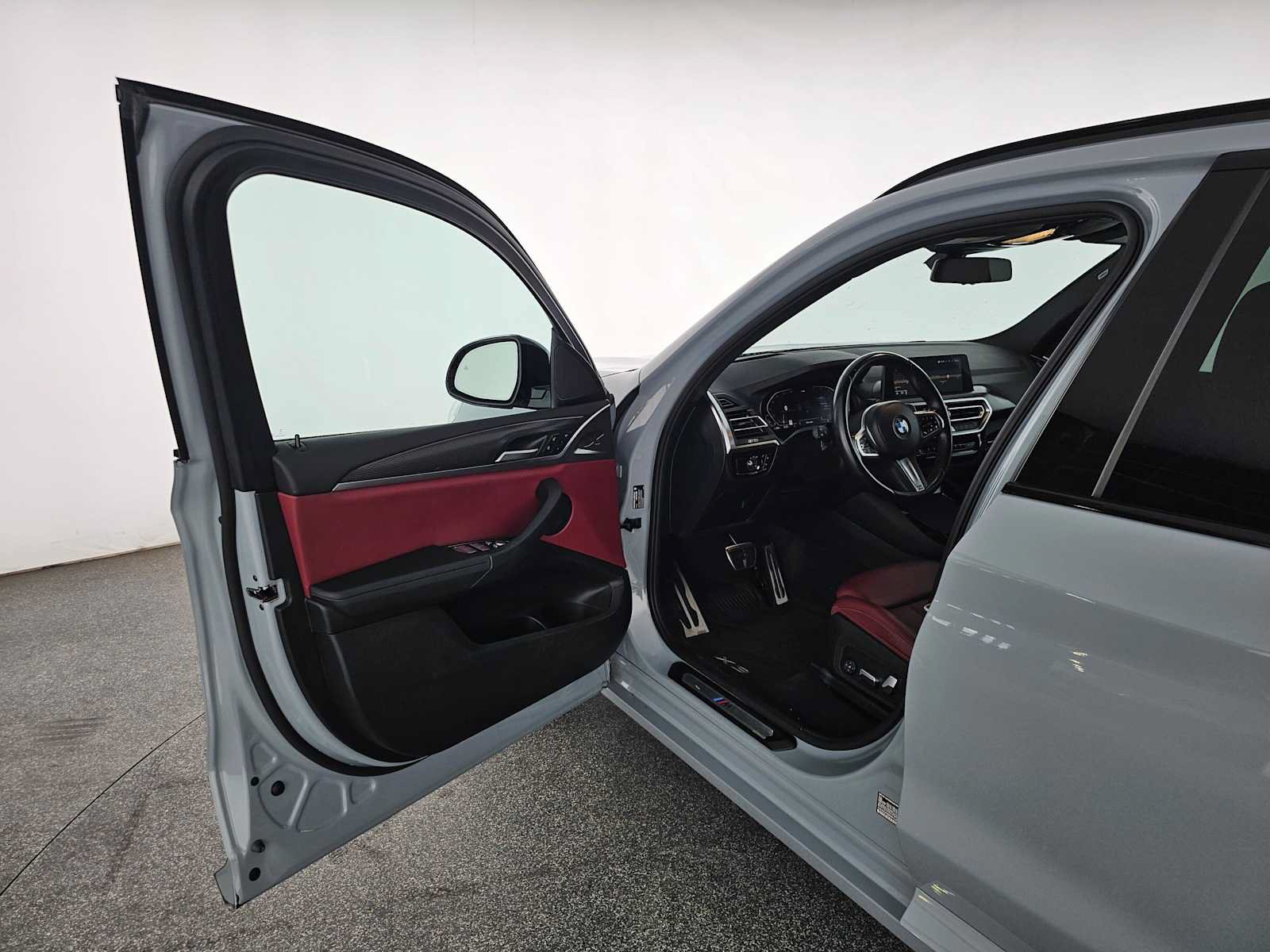 Used 2023 BMW X3 sDrive30i w/ M Sport Package RWD image 19