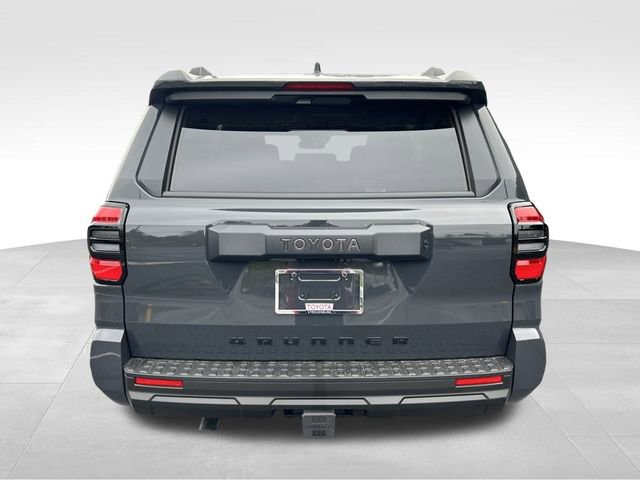 New 2025 Toyota 4Runner SR5 image 4