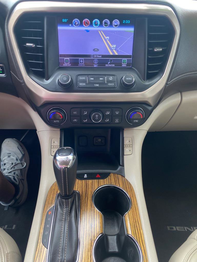 Used 2017 GMC Acadia Denali w/ Technology Package image 18