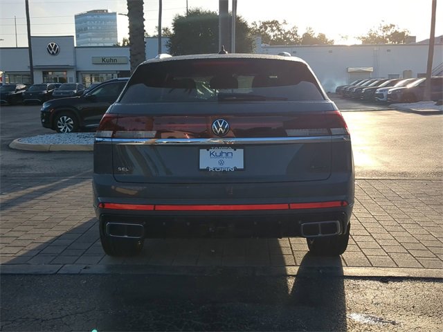 New 2026 Volkswagen Atlas Cross Sport SEL Premium R-Line image 5