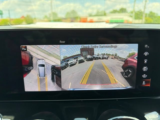 Used 2023 Mercedes-Benz GLB 250 4MATIC image 31