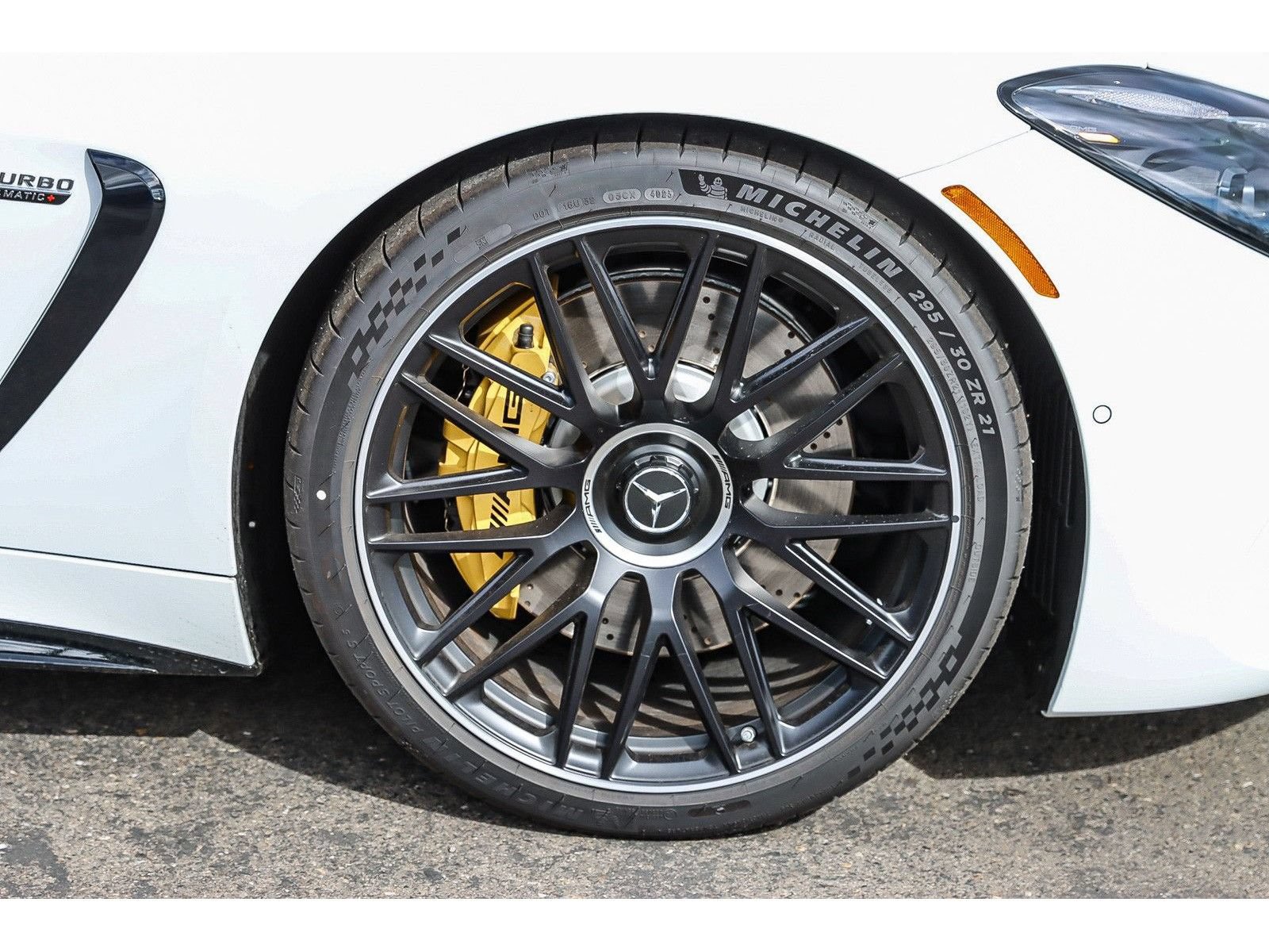 New 2025 Mercedes-Benz AMG GT 63 image 9