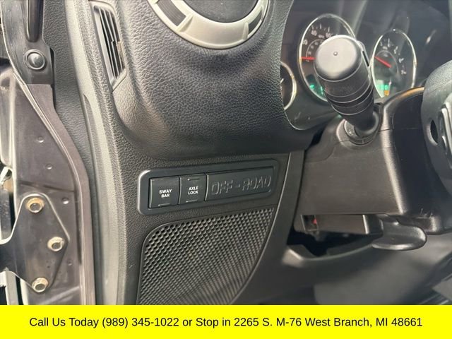 Used 2014 Jeep Wrangler Unlimited Rubicon w/ Max Tow Package AWD/4WD image 17