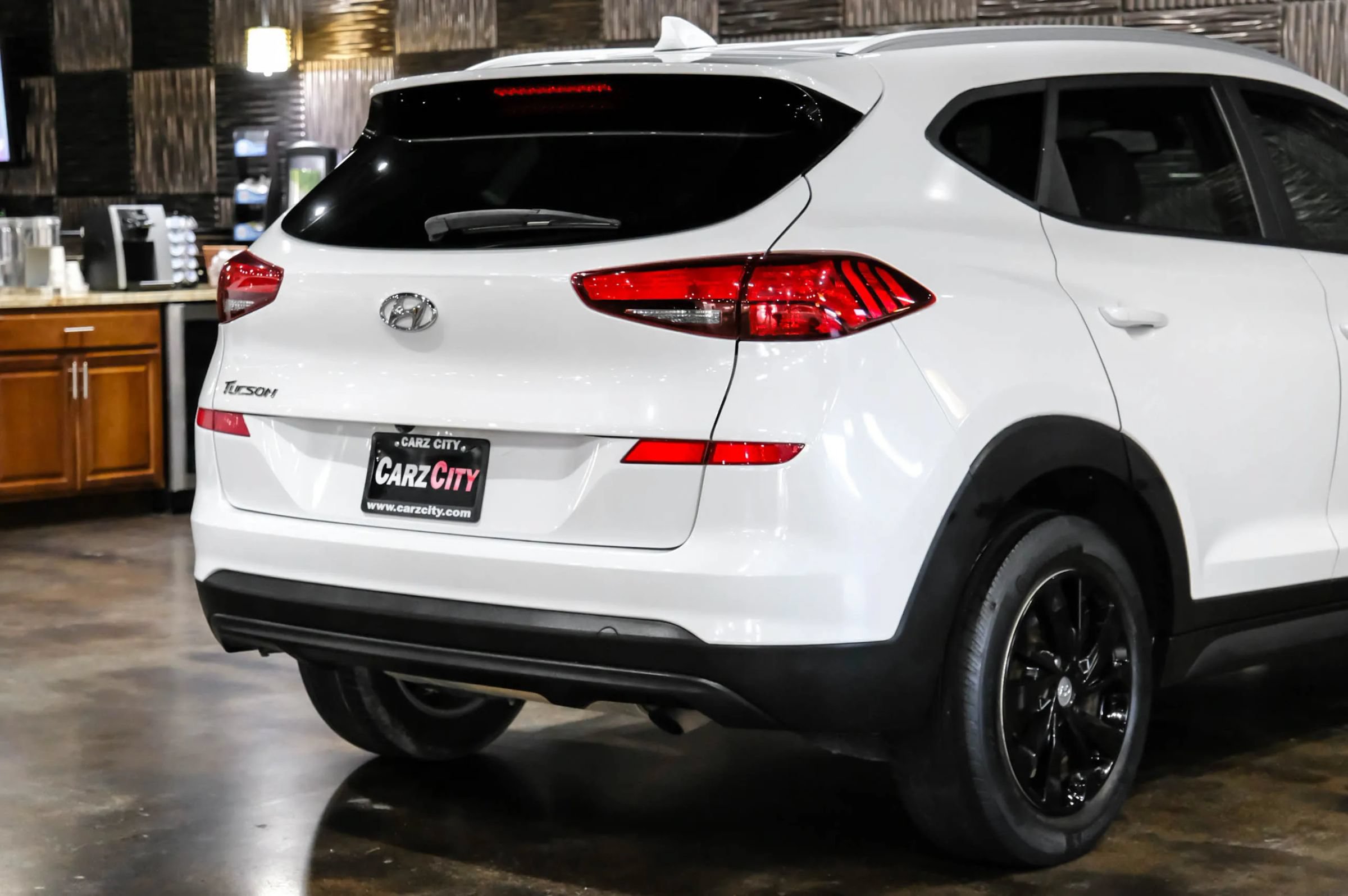Used 2019 Hyundai Tucson Value FWD image 12
