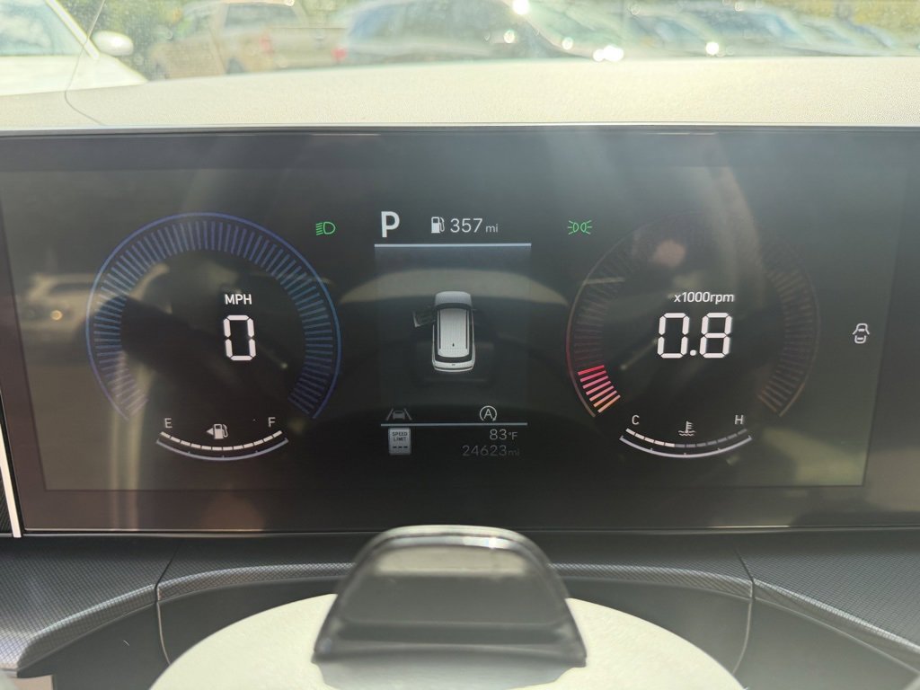 Used 2025 Hyundai Santa Fe SEL image 19