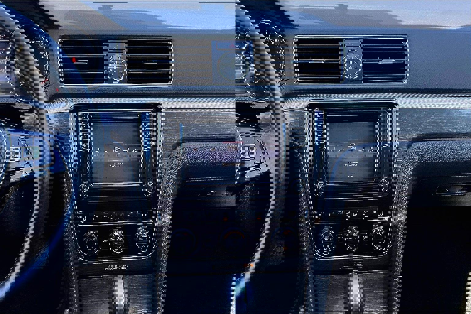 Used 2017 Volkswagen Passat 1.8T SE w/ SE Lighting Package FWD image 6