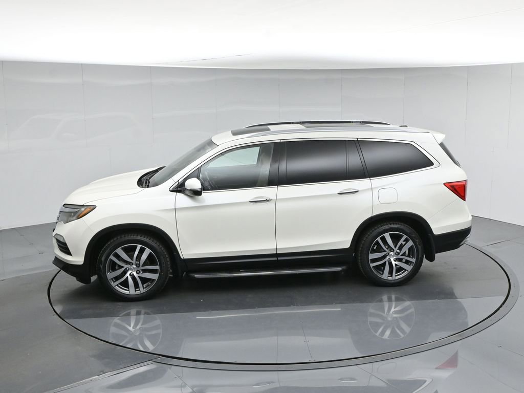 Used 2016 Honda Pilot Elite image 48