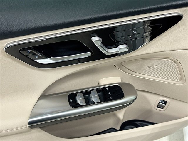 Certified 2023 Mercedes-Benz C 300 4MATIC Sedan image 17
