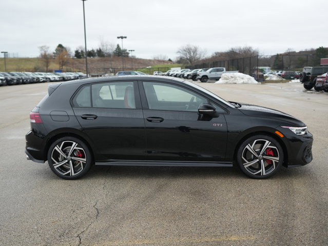 New 2026 Volkswagen GTI SE FWD image 9