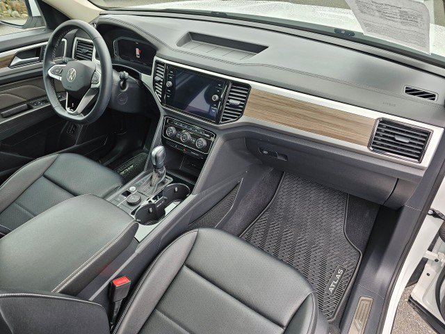 Used 2023 Volkswagen Atlas SEL AWD/4WD image 11