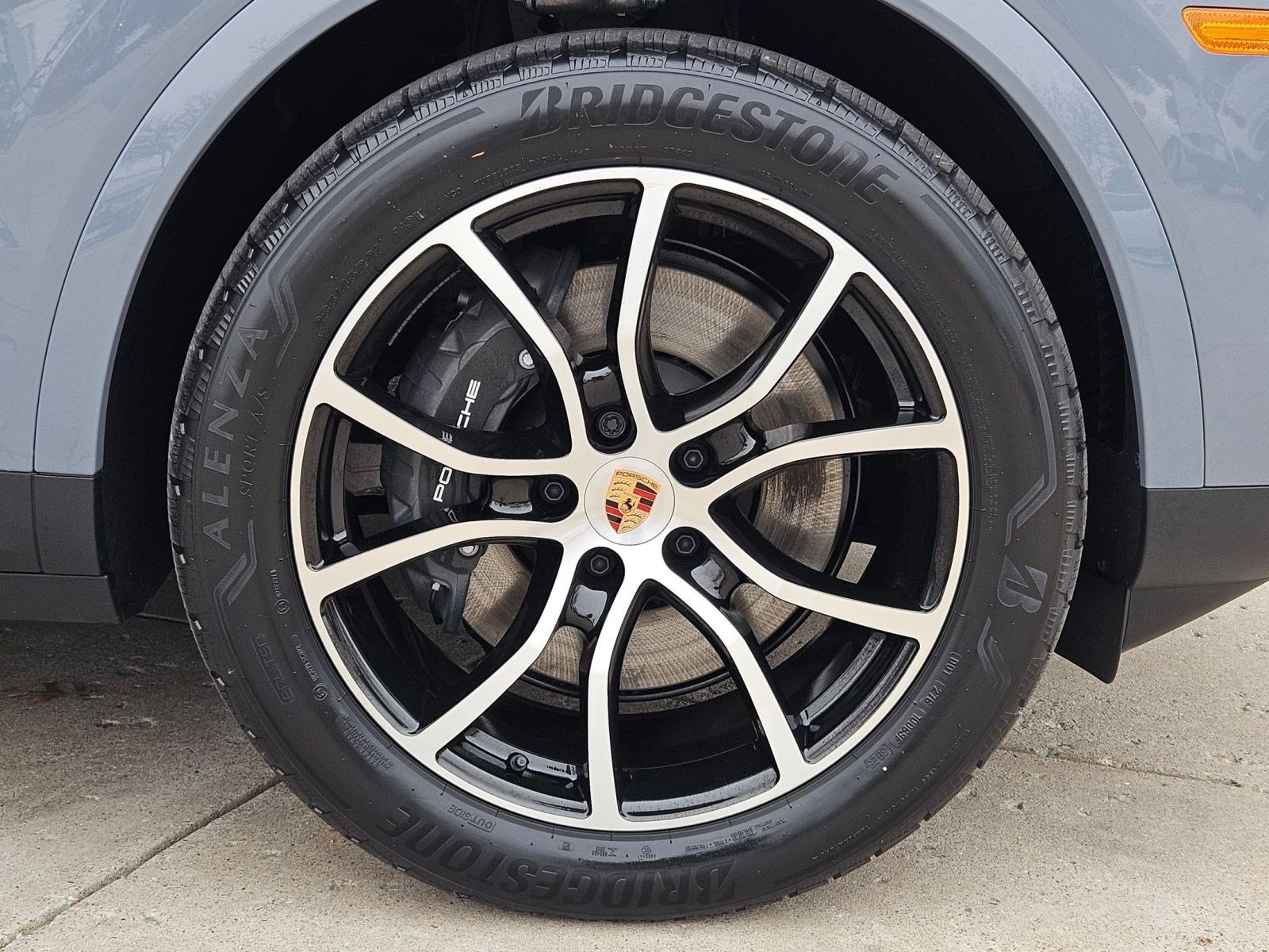 New 2026 Porsche Cayenne Coupe image 29