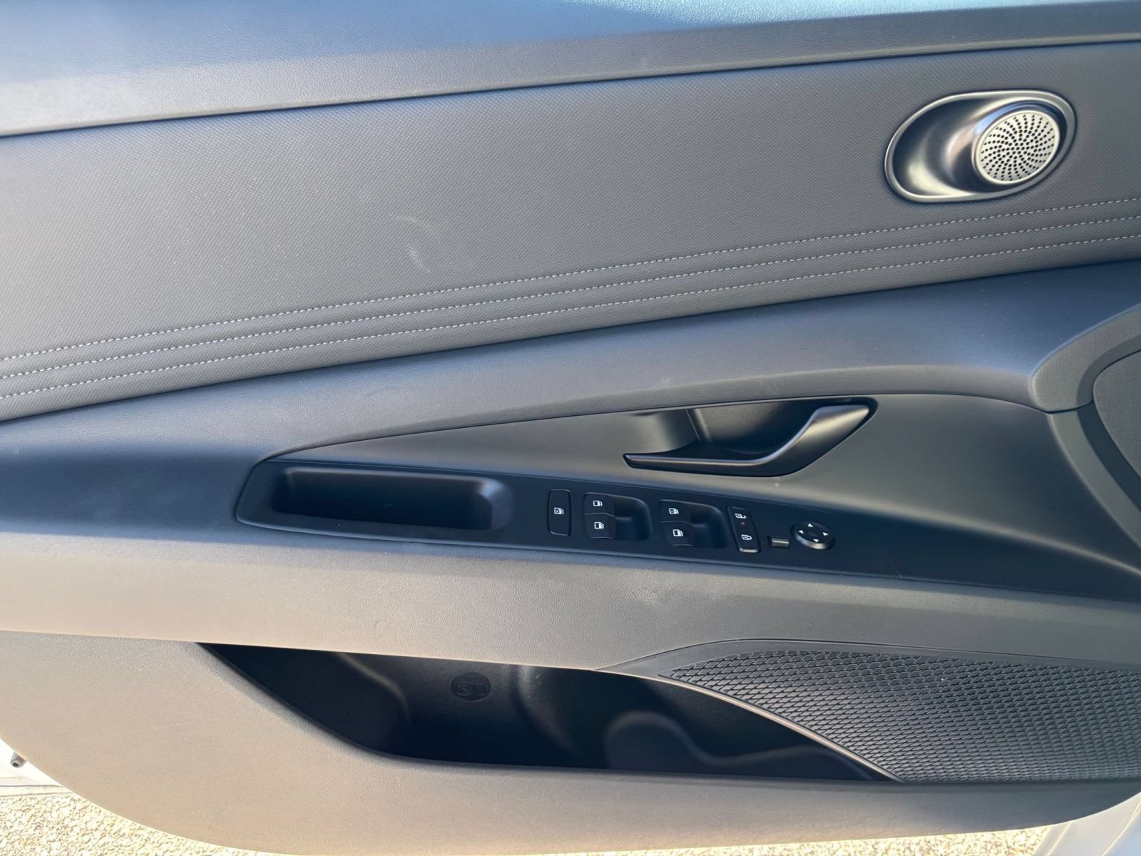 Used 2026 Hyundai Elantra Sport FWD image 18