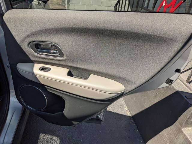 Used 2022 Honda HR-V EX image 17
