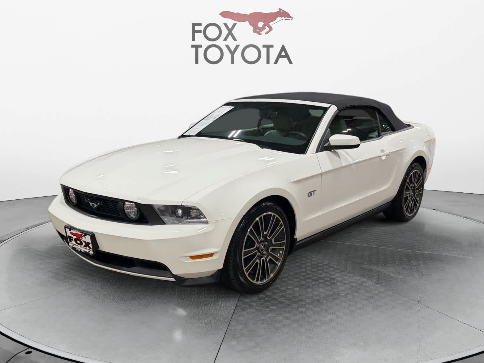 Used 2010 Ford Mustang GT Premium RWD image 1