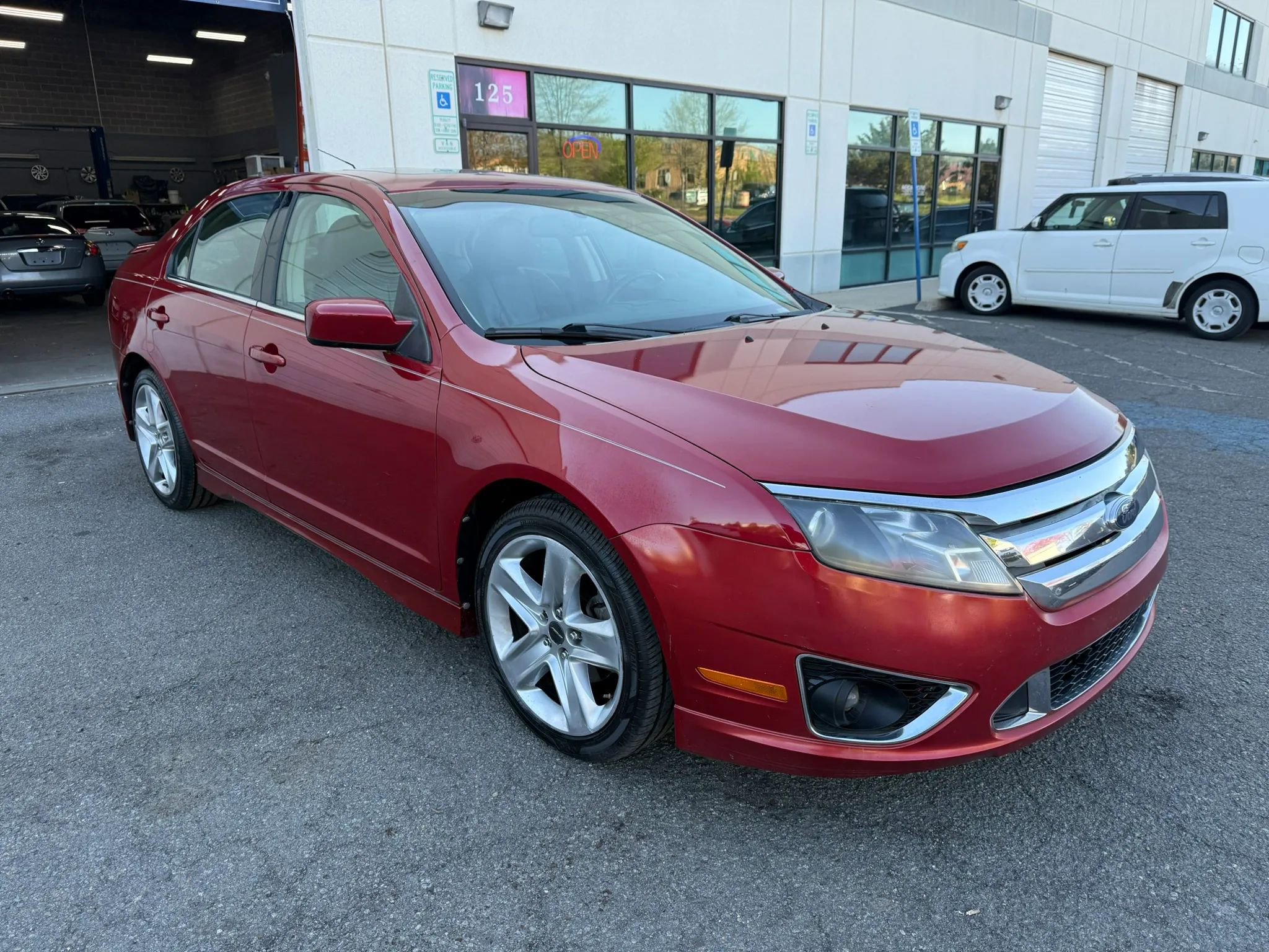 Used 2010 Ford Fusion Sport image 7