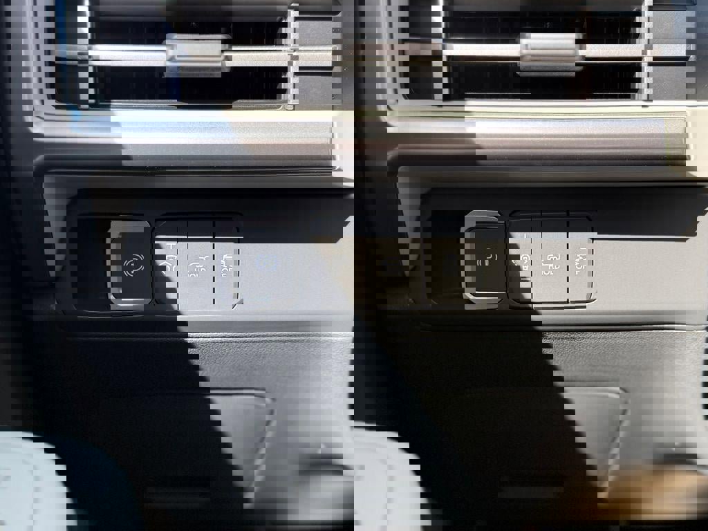 New 2026 Hyundai Santa Fe SE image 29