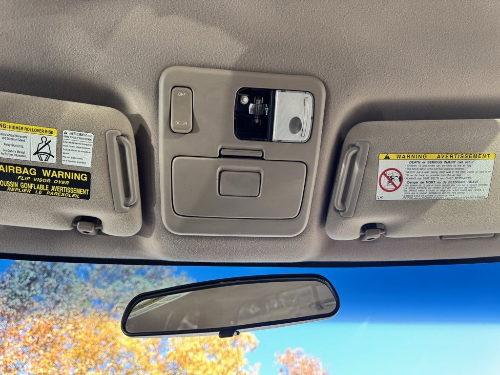 Used 2000 Toyota Tundra Limited image 23