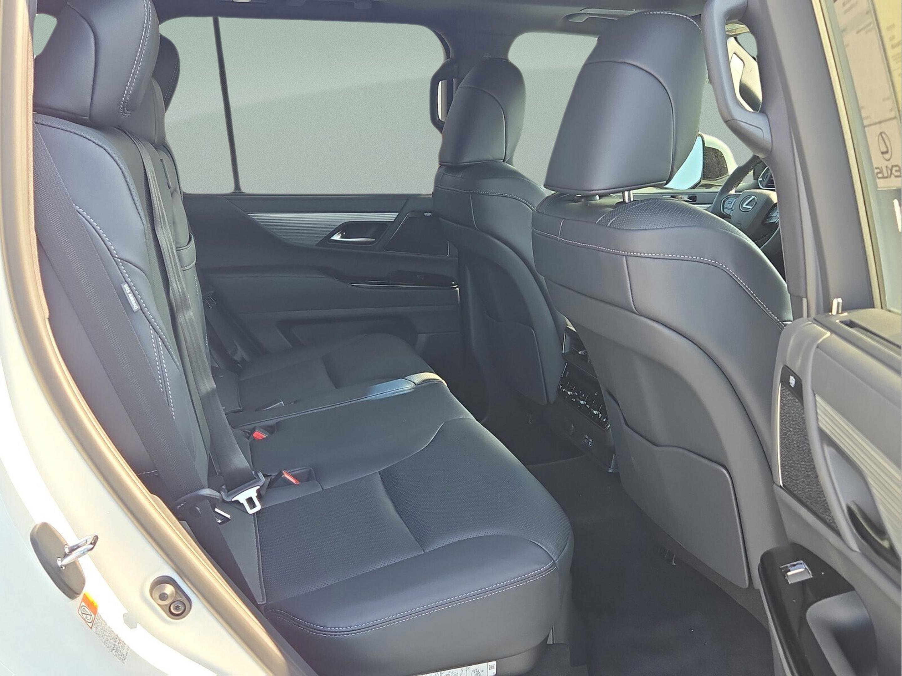 New 2025 Lexus LX 600 F Sport image 11